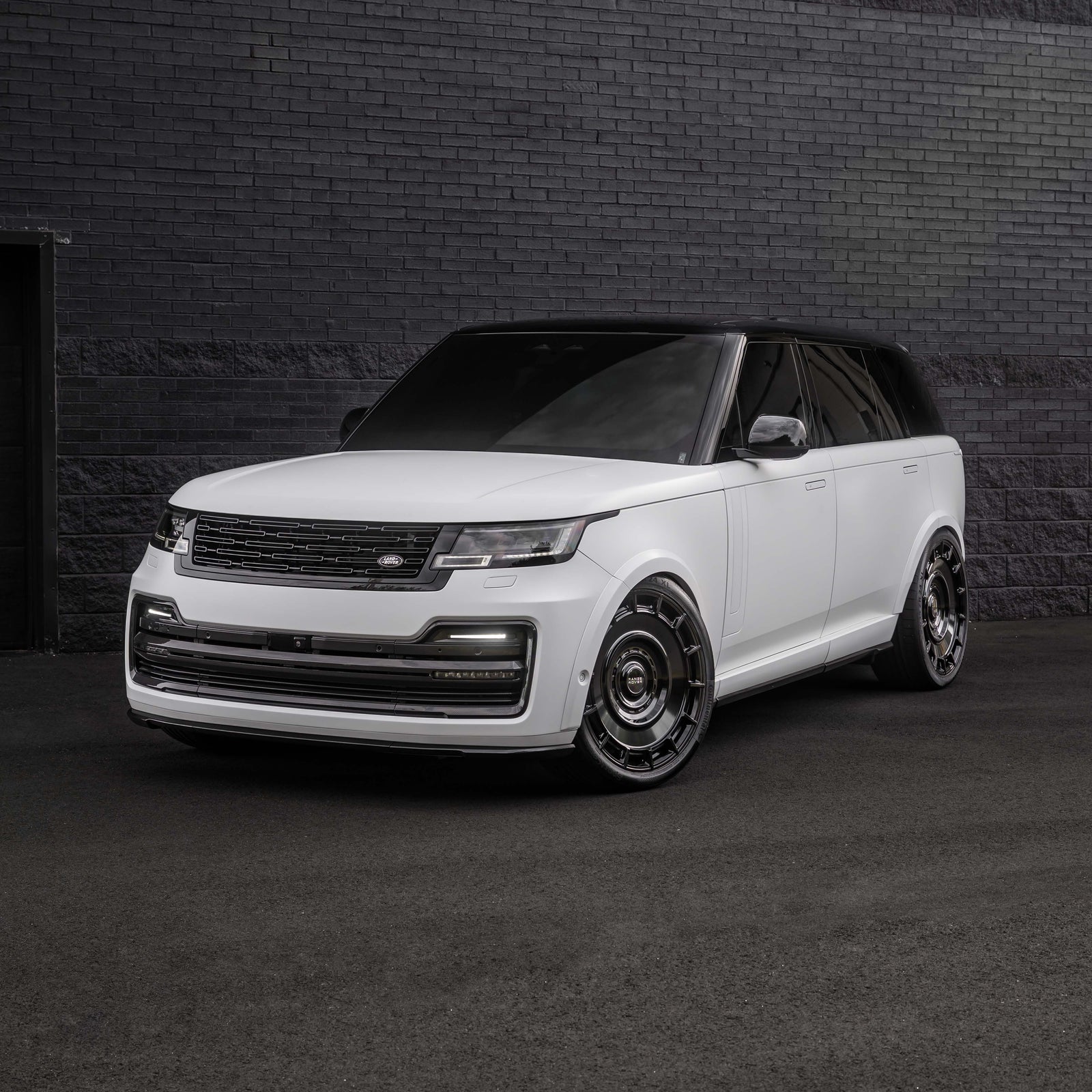 Urban Automotive - Fully Body Kit Range Rover L460 - Legends Auto Parts