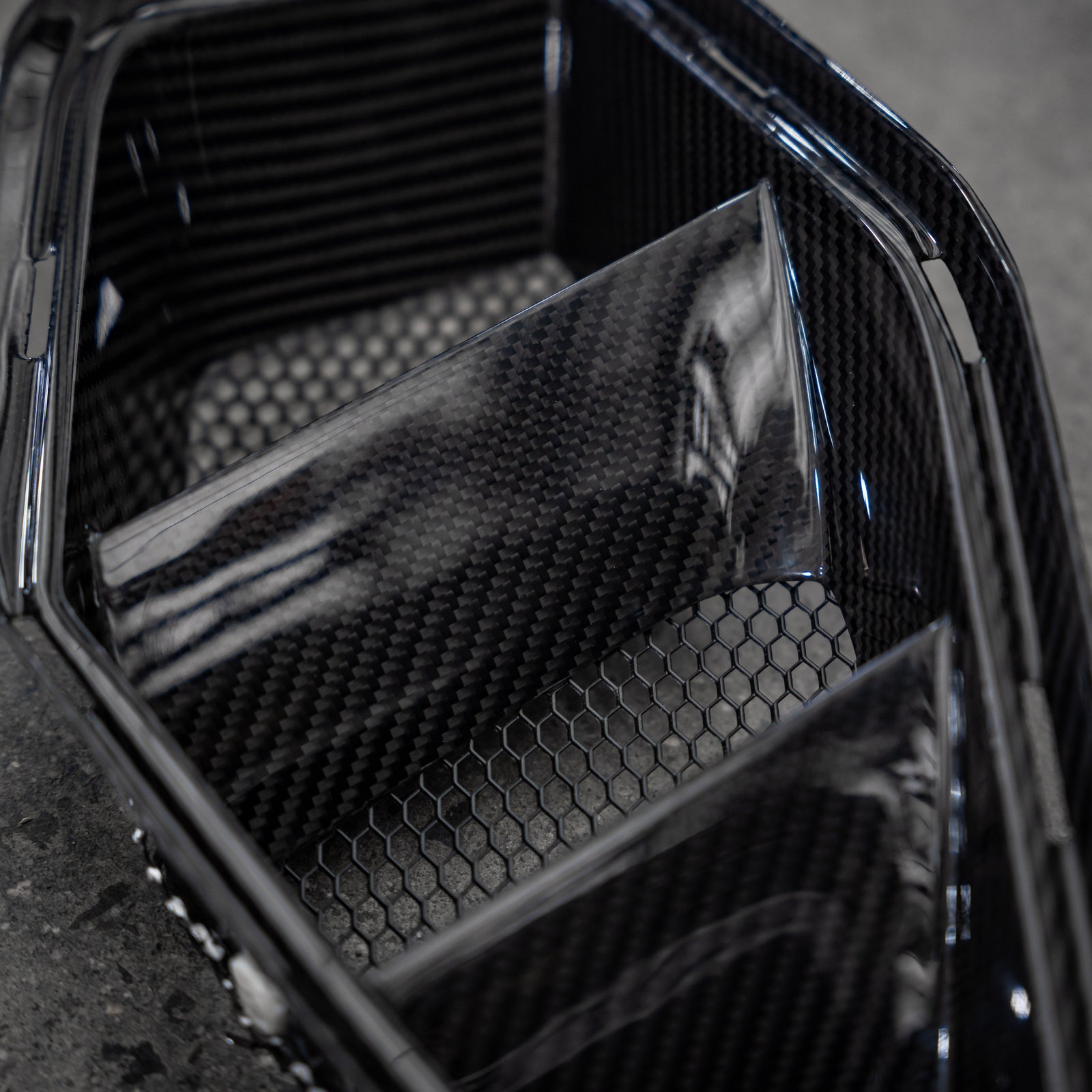 ADRO Carbon Grille & Duct Vents for G8X BMW M3 / M4
