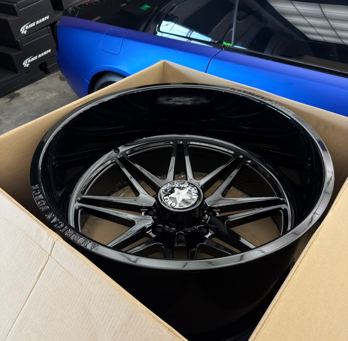 26x14 Noble CKH58 Concave 8x180 Gloss Black (Set Of 4)