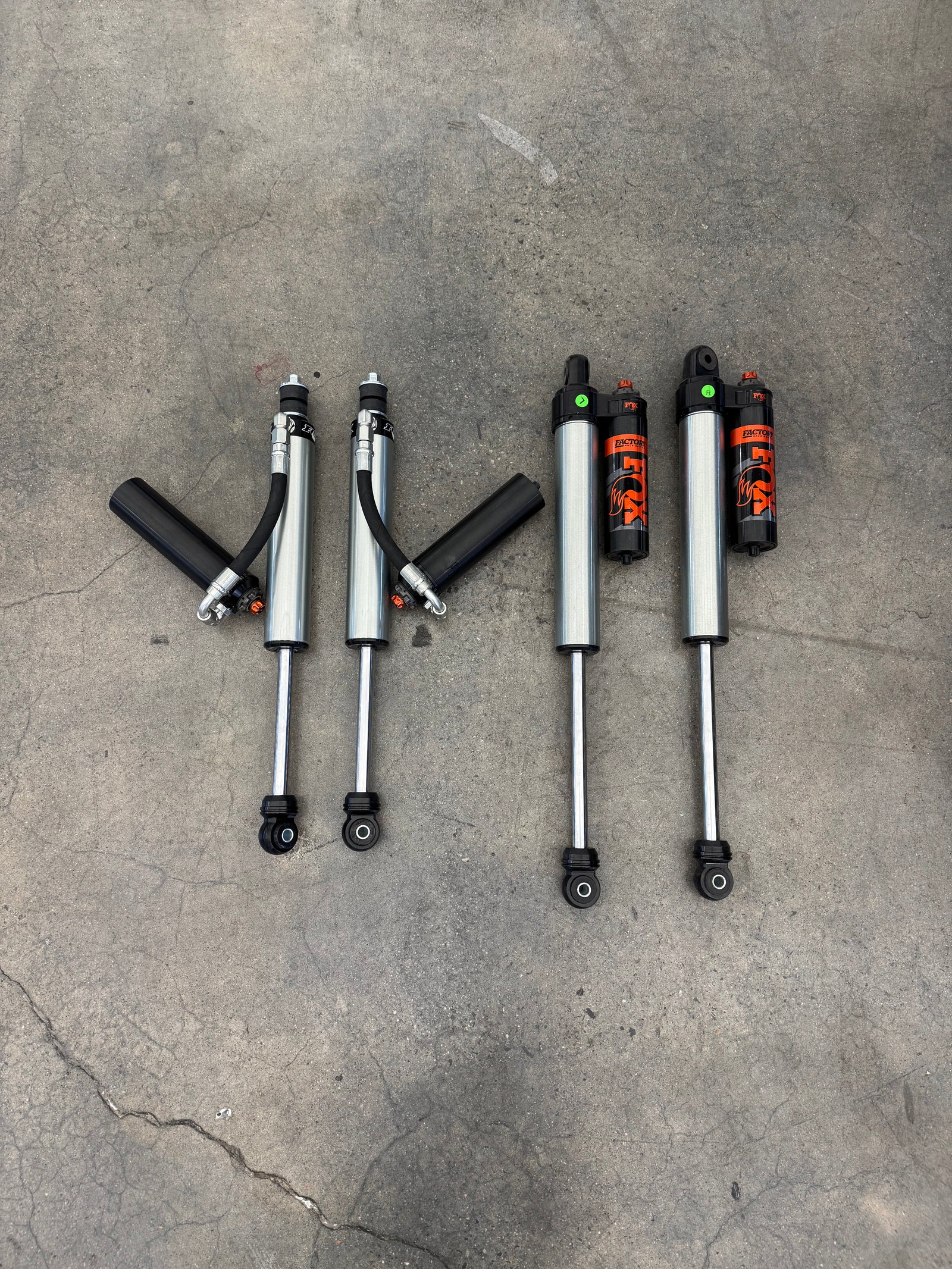 2015-2025 FORD F250/F350/F450 FOX 2.5 Performance Elite Adjustable w/ Reservoir Shocks - Set