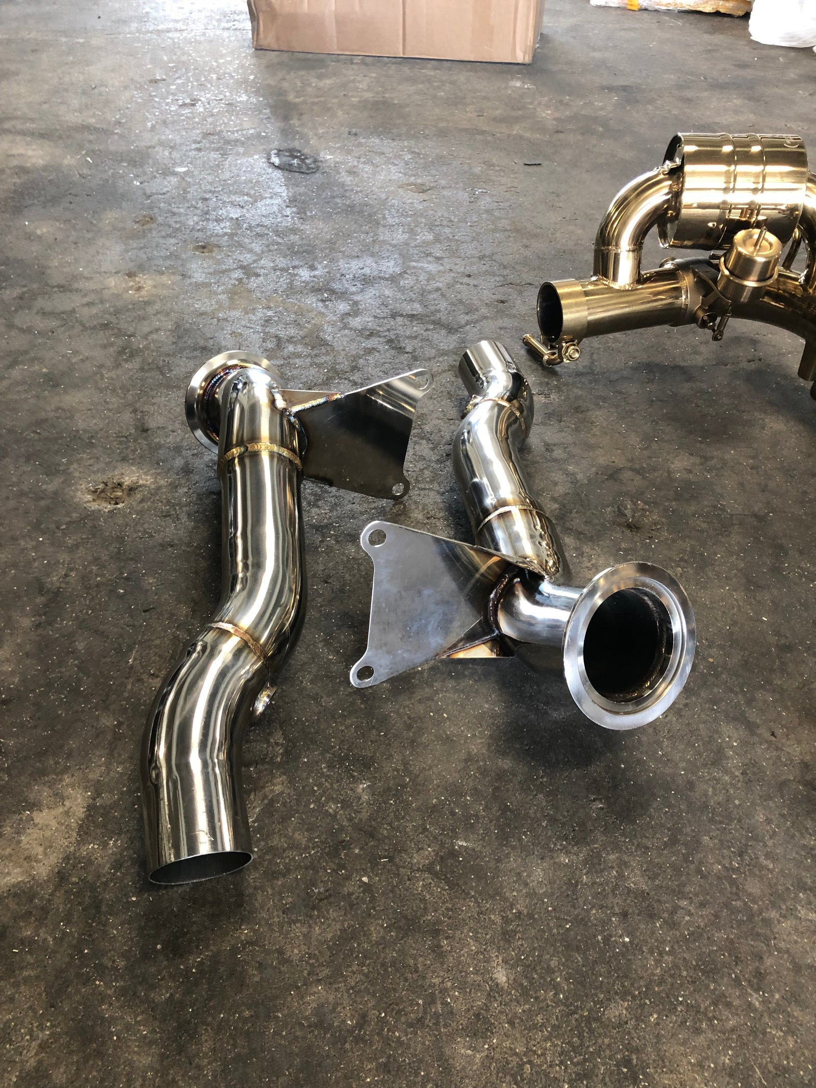 Valvetronic Ferrari 458 Free Flow Race Front Pipes - Legends Auto Parts