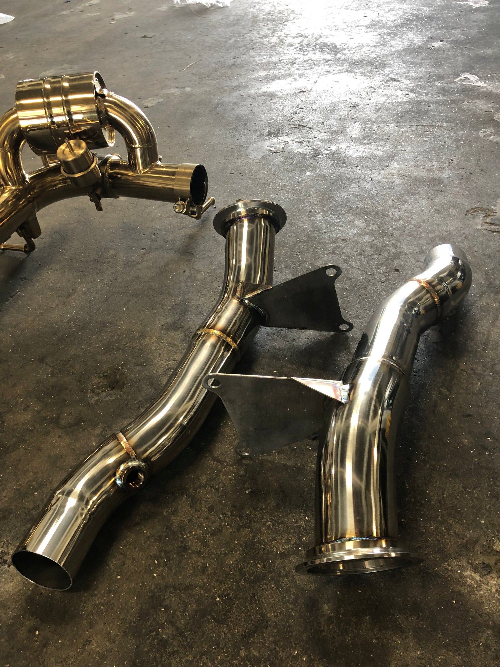 Valvetronic Ferrari 458 Free Flow Race Front Pipes - Legends Auto Parts