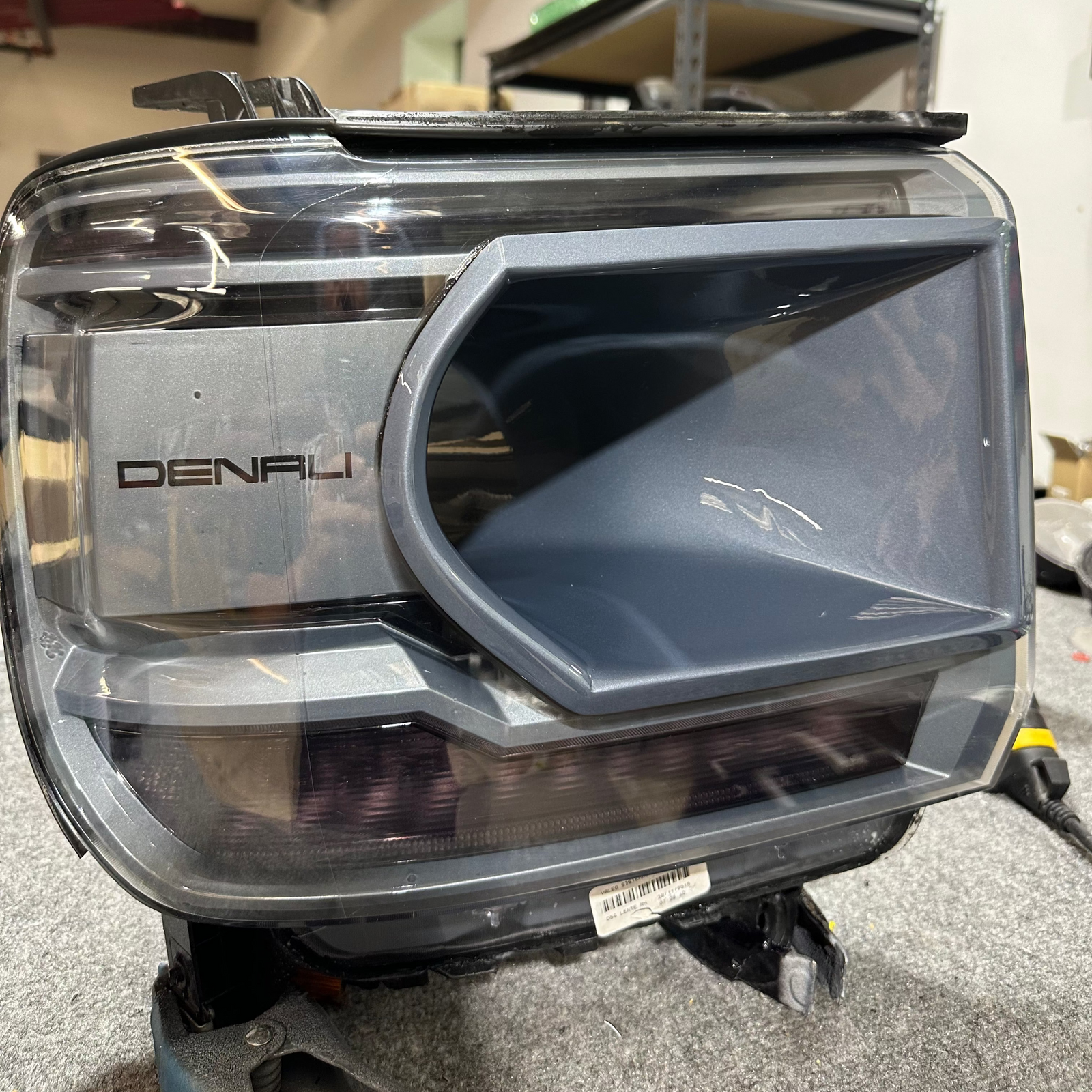 2014 - 2019 GMC Sierra 2500 / 3500 HD OEM Headlight Intake - Legends Auto Parts