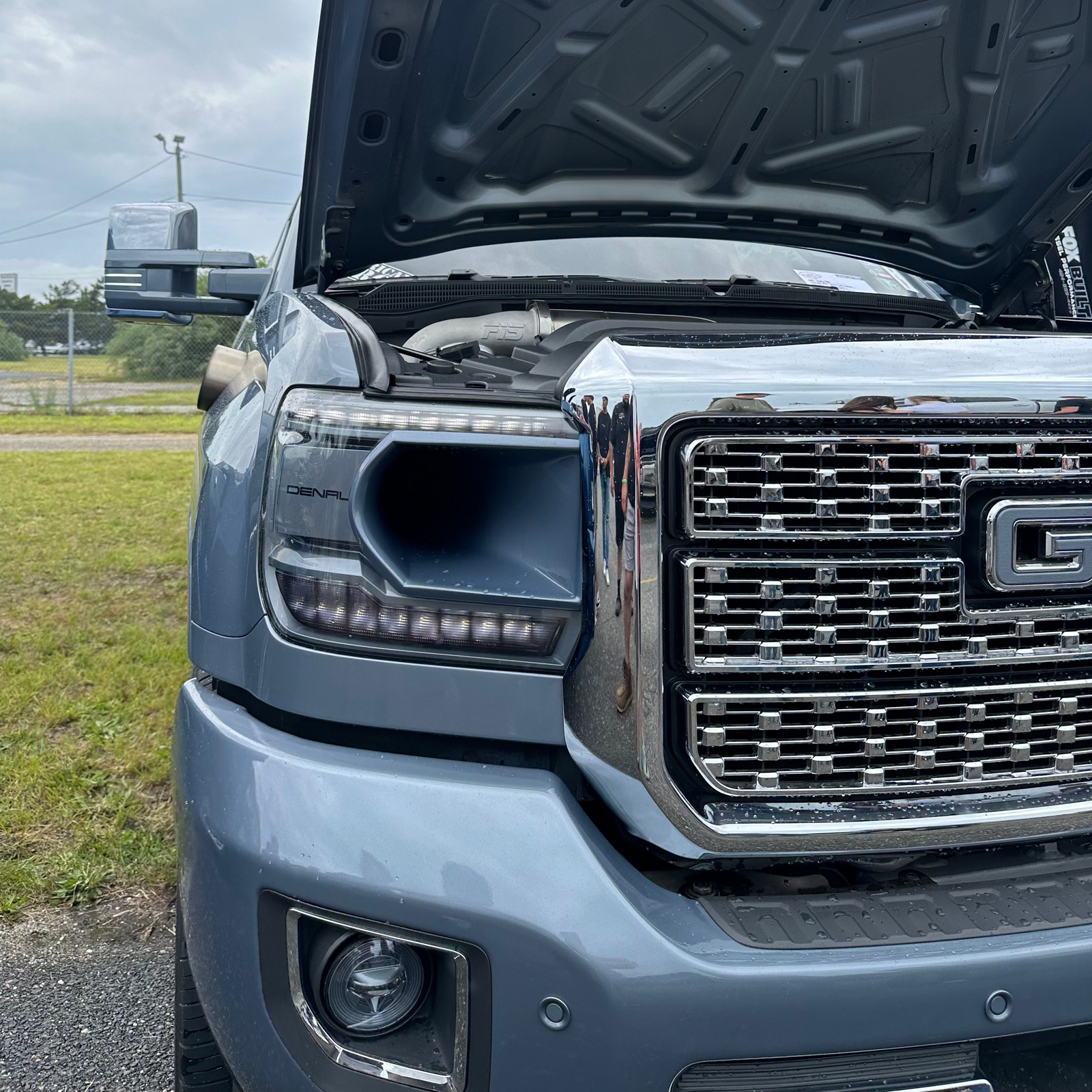2014 - 2019 GMC Sierra 2500 / 3500 HD OEM Headlight Intake - Legends Auto Parts