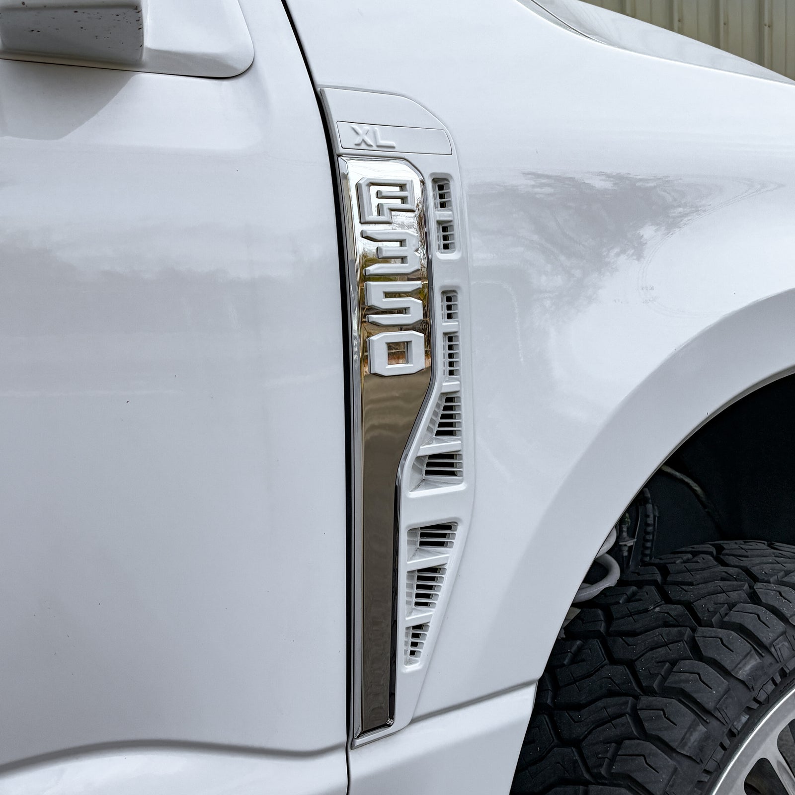 2023 - 2025 OEM Ford Super Duty F250 F350 F450 Custom Painted Fender Vent Badges