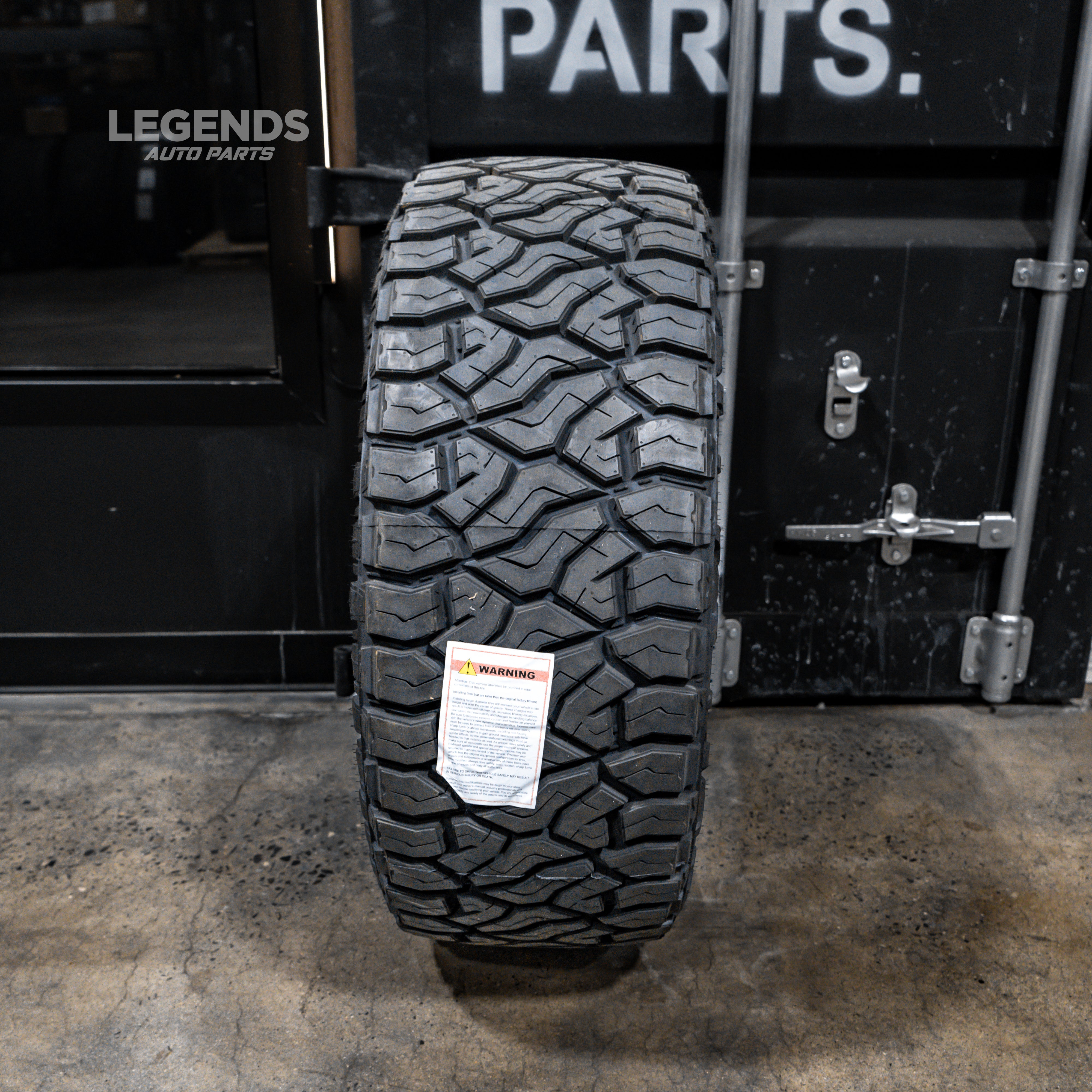 Venom Terra Hunter RT Plus 35x12.50R24 LT