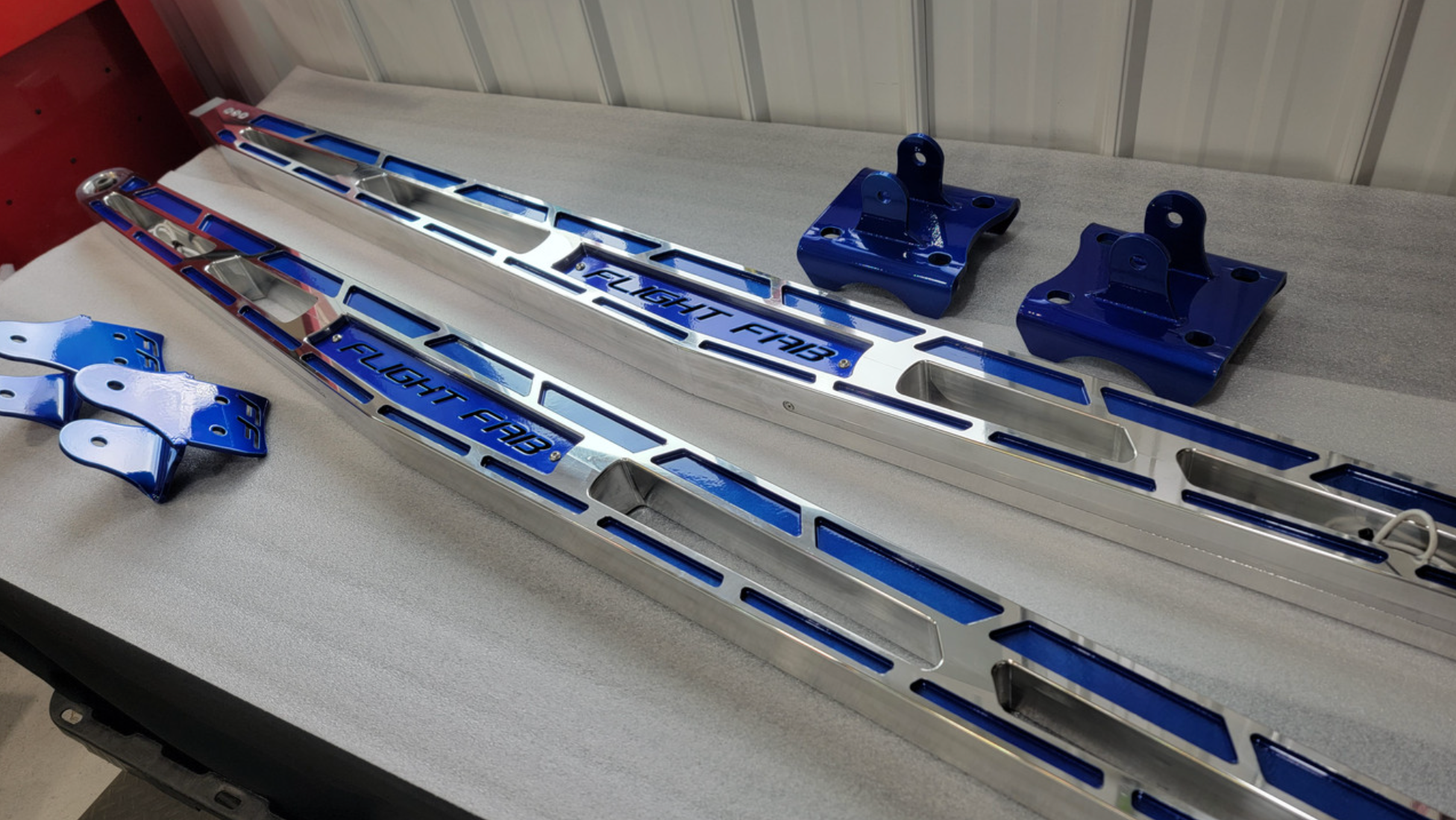 FlightFab Billet Aluminum Series II Ladder Bar Style Traction Bar Kit (For GM/RAM/FORD HD Trucks) - Legends Auto Parts