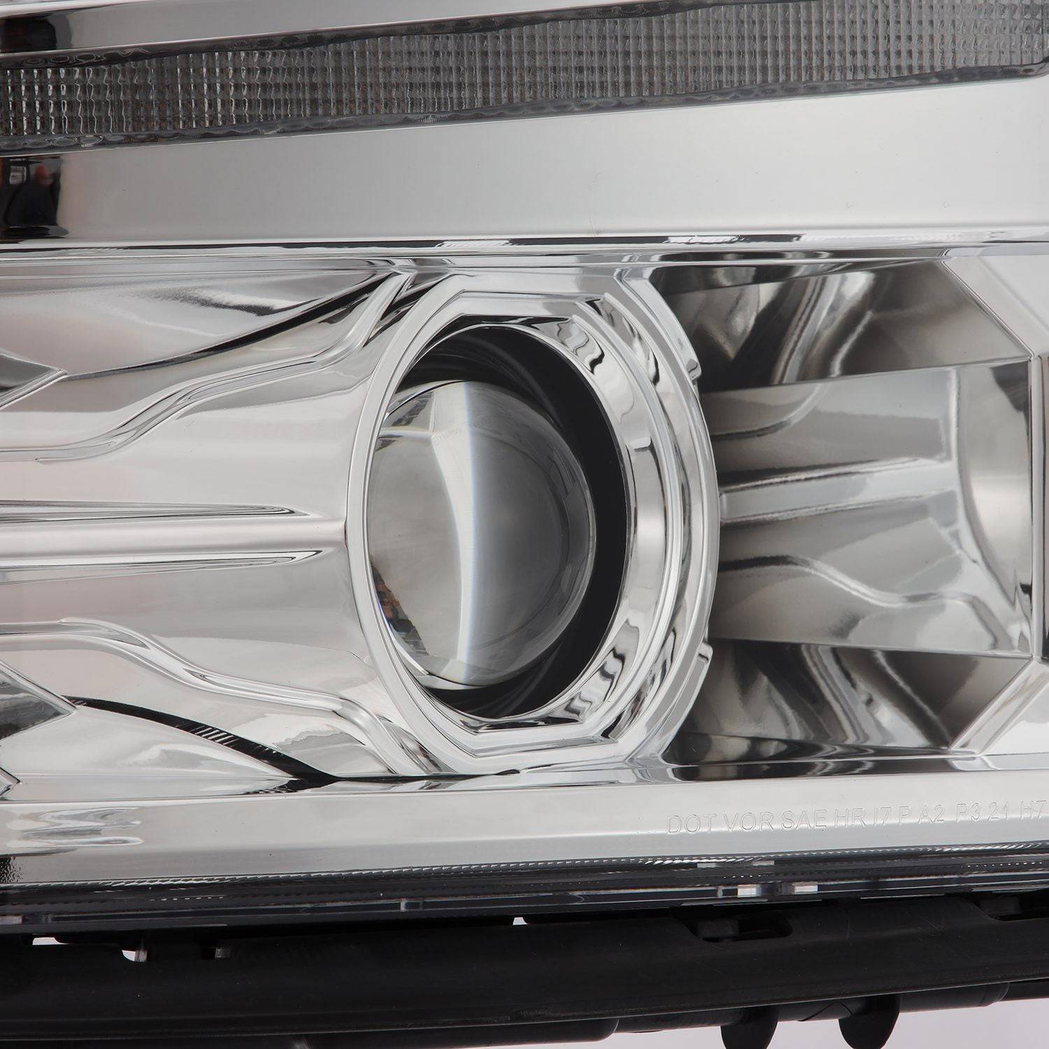 14-15 Chevrolet Silverado LUXX-Series LED Projector Headlights Chrome