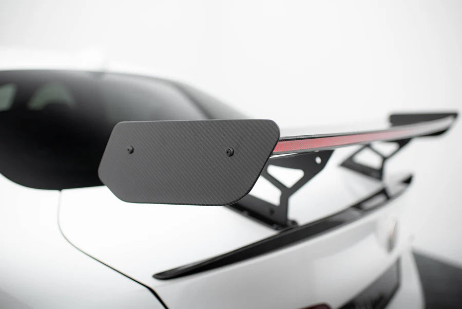 Maxton Design - Carbon Spoiler + Led Alfa Romeo Giulia Quadrifoglio