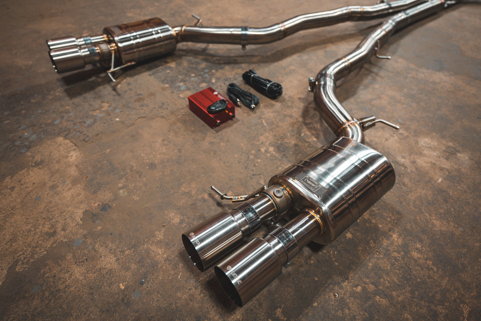 Valvetronic Alpina B6 / BMW 650i Valved Sport Exhaust System - Legends Auto Parts