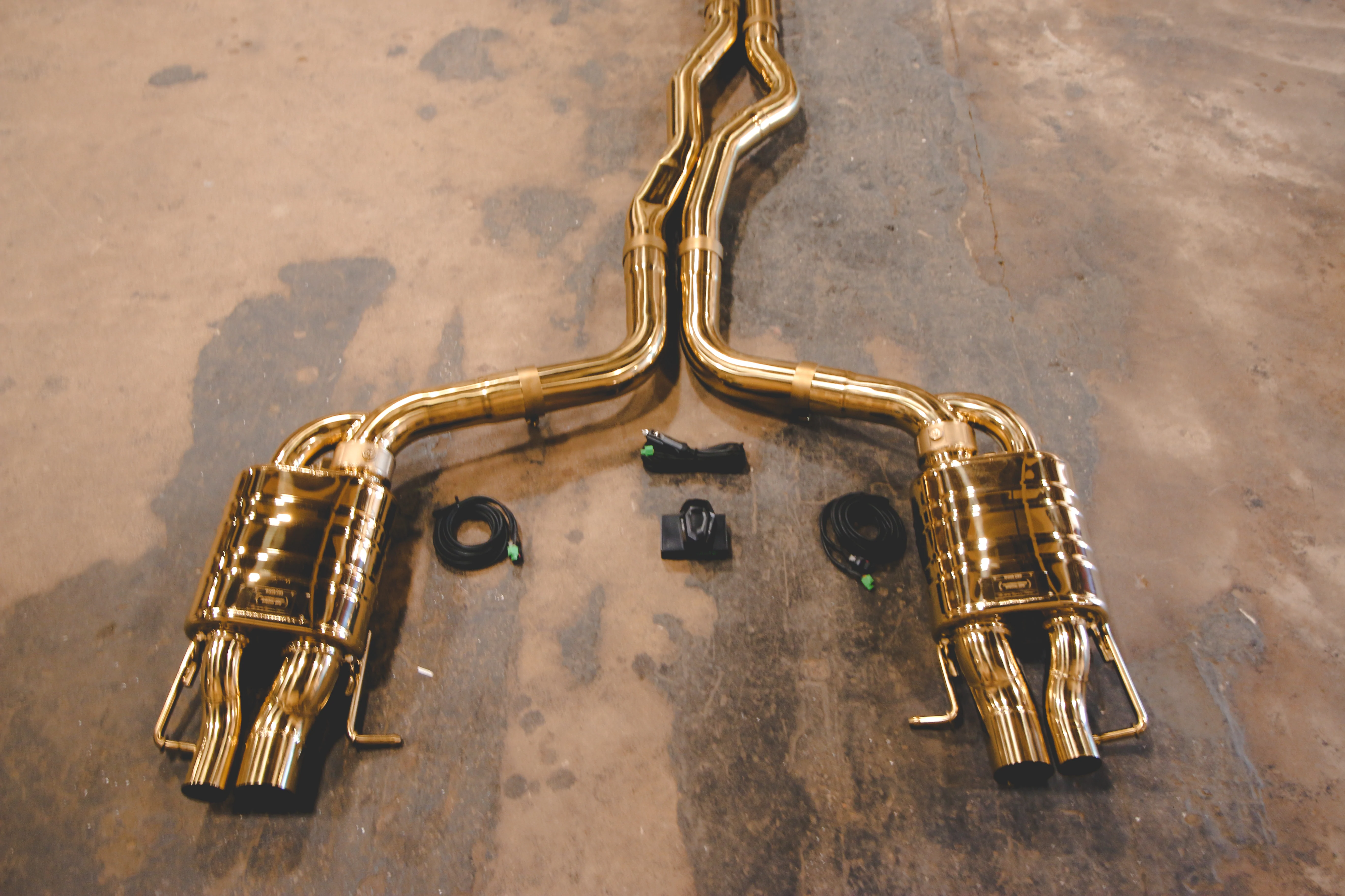 Valvetronic Mercedes W205 C63 / C63s Valved Sport Exhaust System - Legends Auto Parts