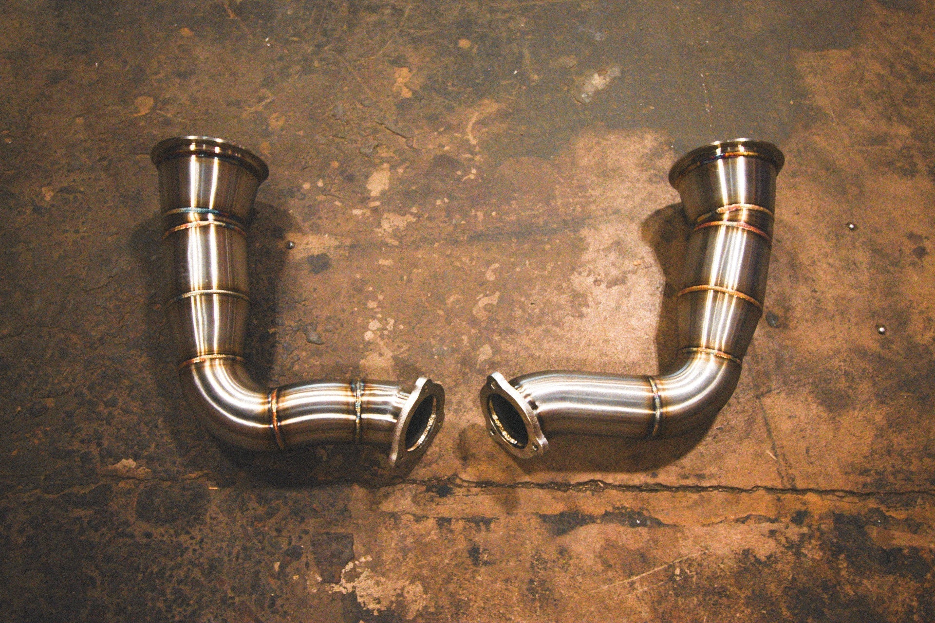 Lamborghini Urus Valved Sport Exhaust System - Legends Auto Parts