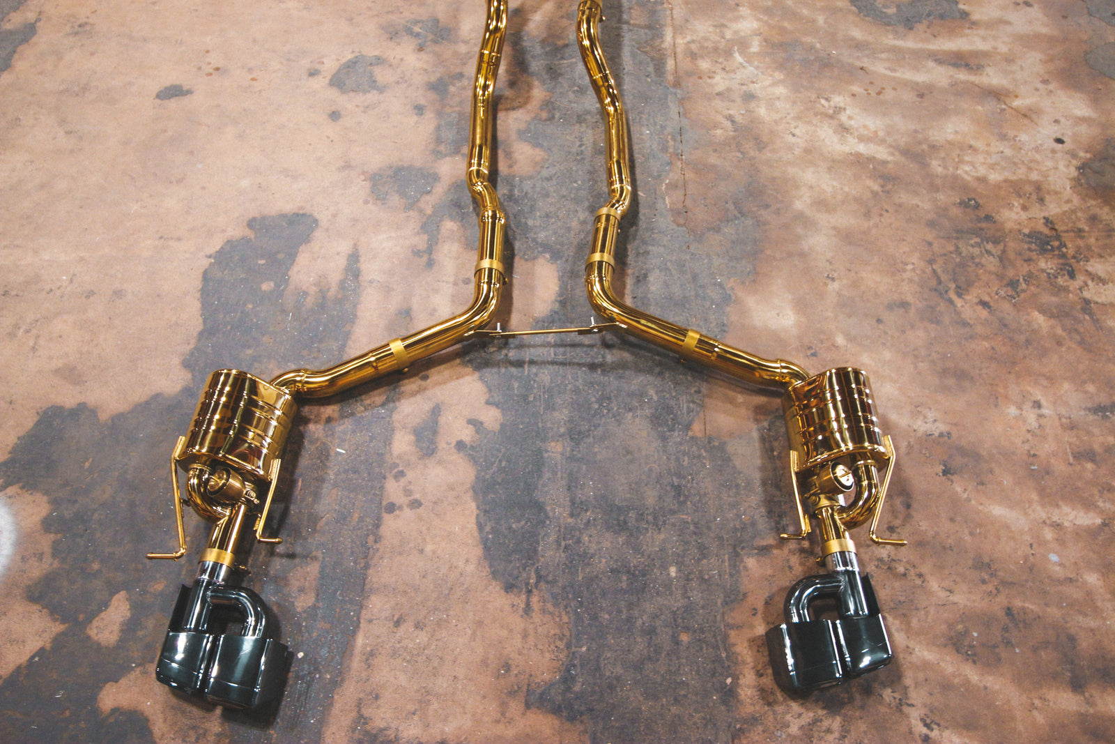 Mercedes E63 AMG W212 Valved Sport Exhaust System - Legends Auto Parts