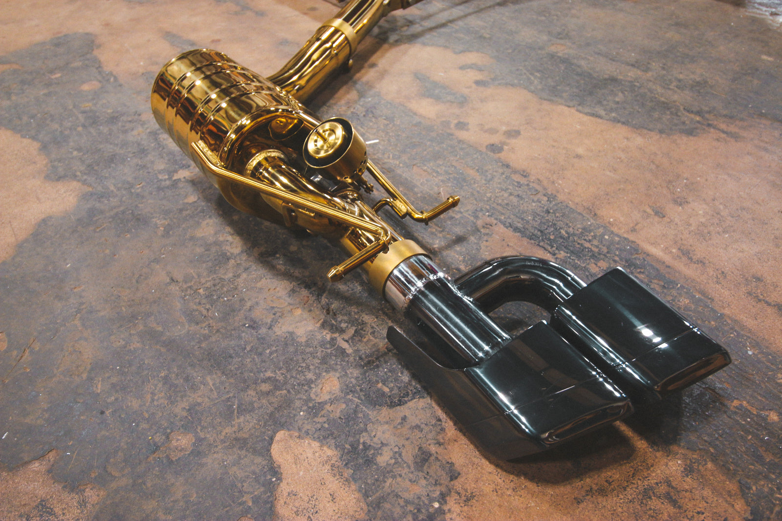 Mercedes E63 AMG W212 Valved Sport Exhaust System - Legends Auto Parts
