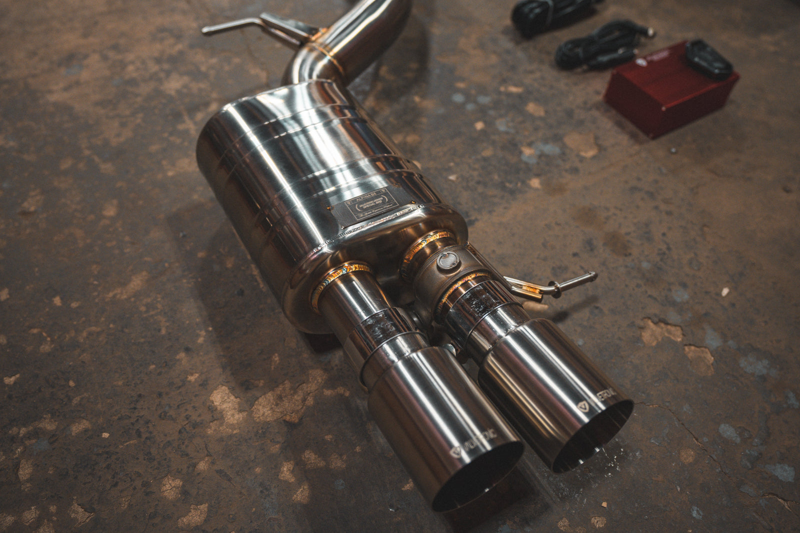 Valvetronic Alpina B6 / BMW 650i Valved Sport Exhaust System - Legends Auto Parts