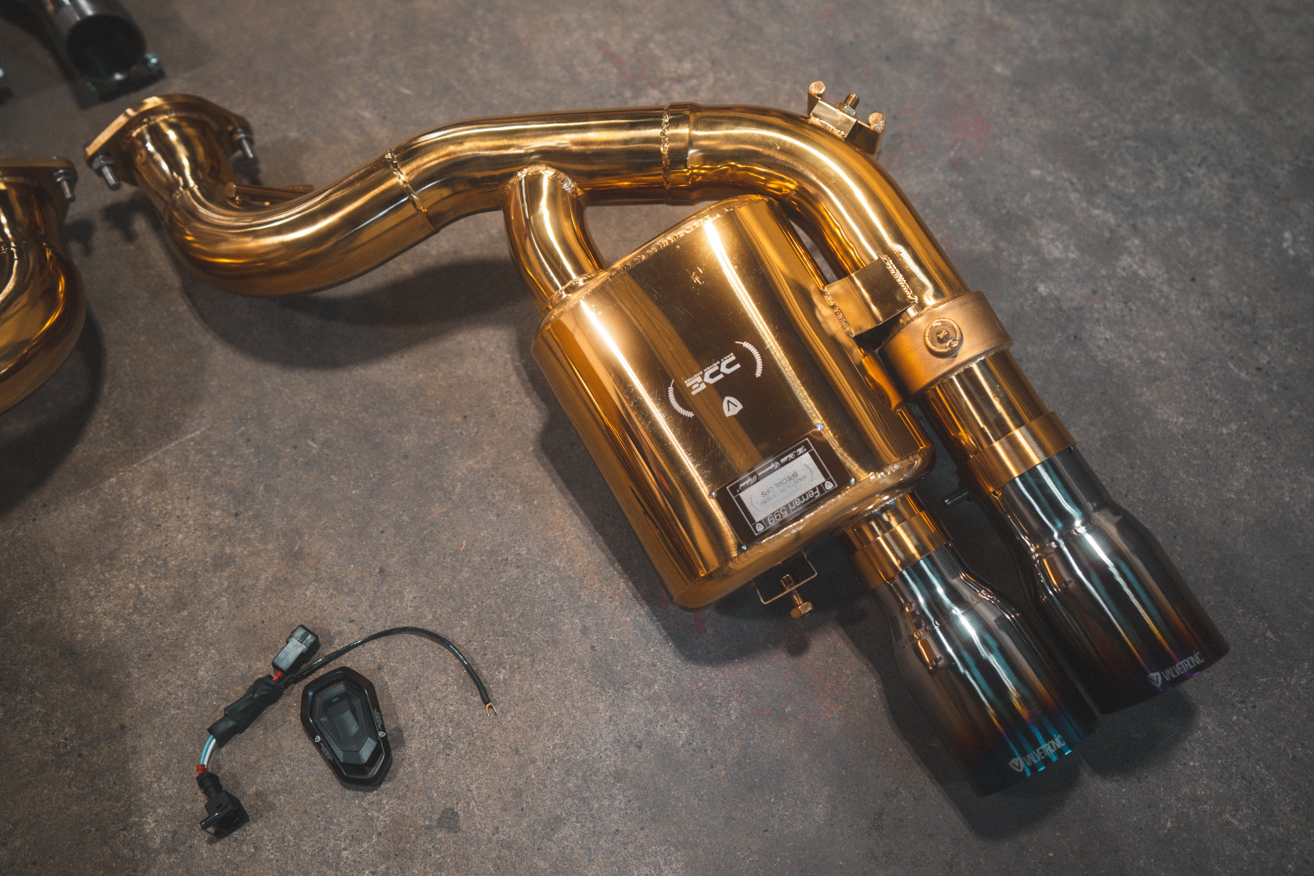 Valvetronic Ferrari 599 RACE F1 Valved Exhaust system - Legends Auto Parts