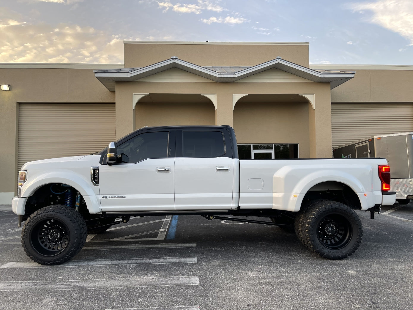 Wicked Trucks - 2017+ FORD F-450/550 8