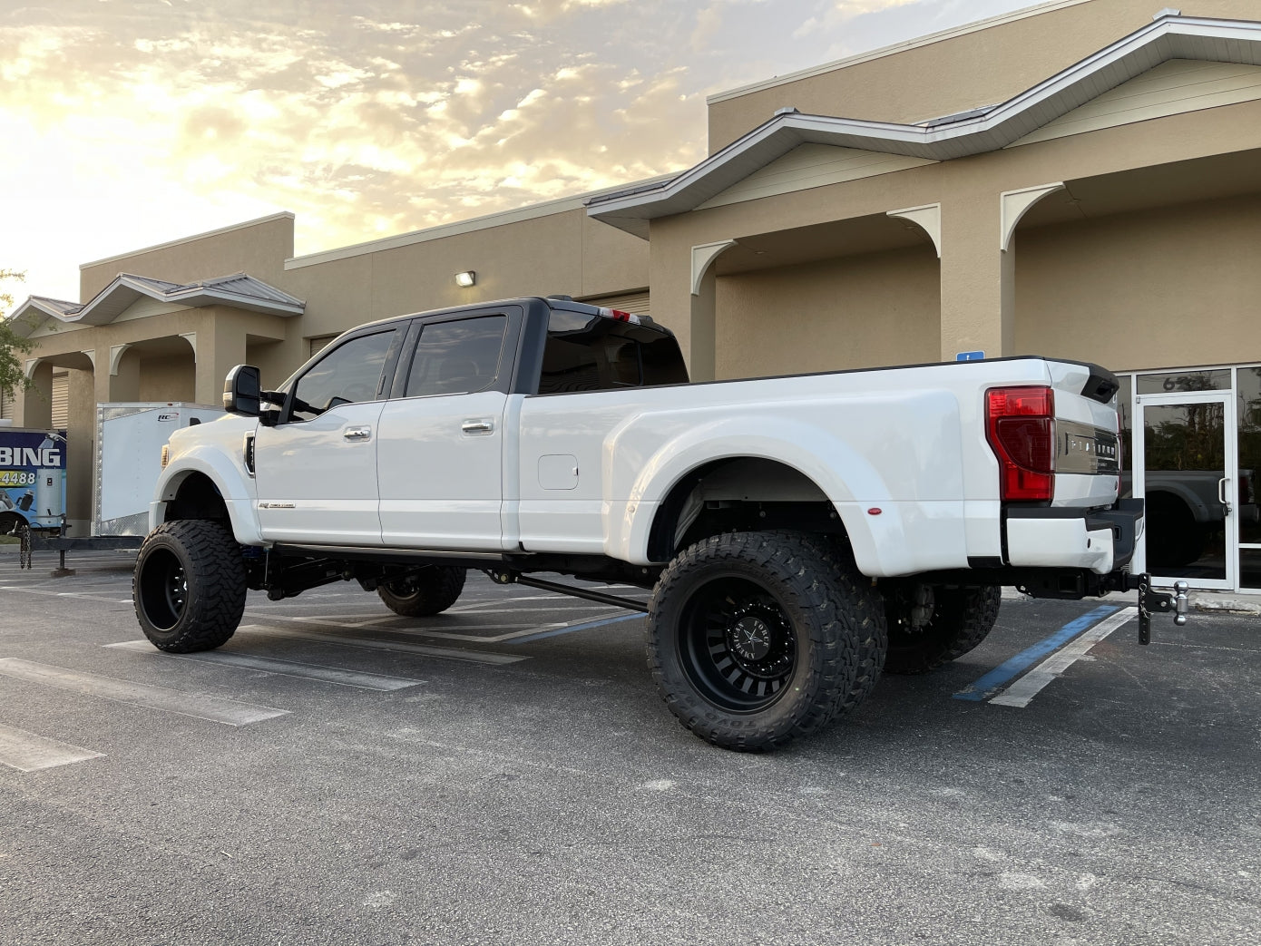 Wicked Trucks - 2017+ FORD F-450/550 8