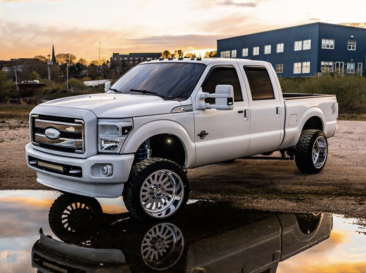 Wicked Trucks - 2011-2016 Ford F-250 & F-350 3.5" Premium Leveling System - Legends Auto Parts