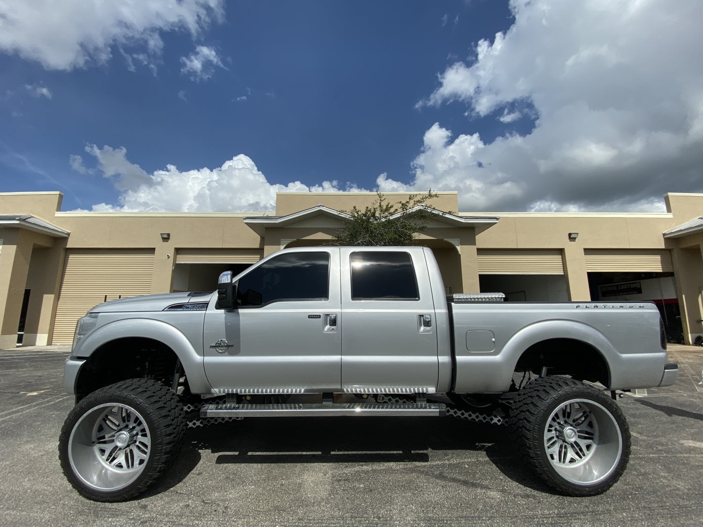 Wicked Trucks - 2011-2016 FORD F-250/F-350 10" SUSPENSION LIFT - Legends Auto Parts