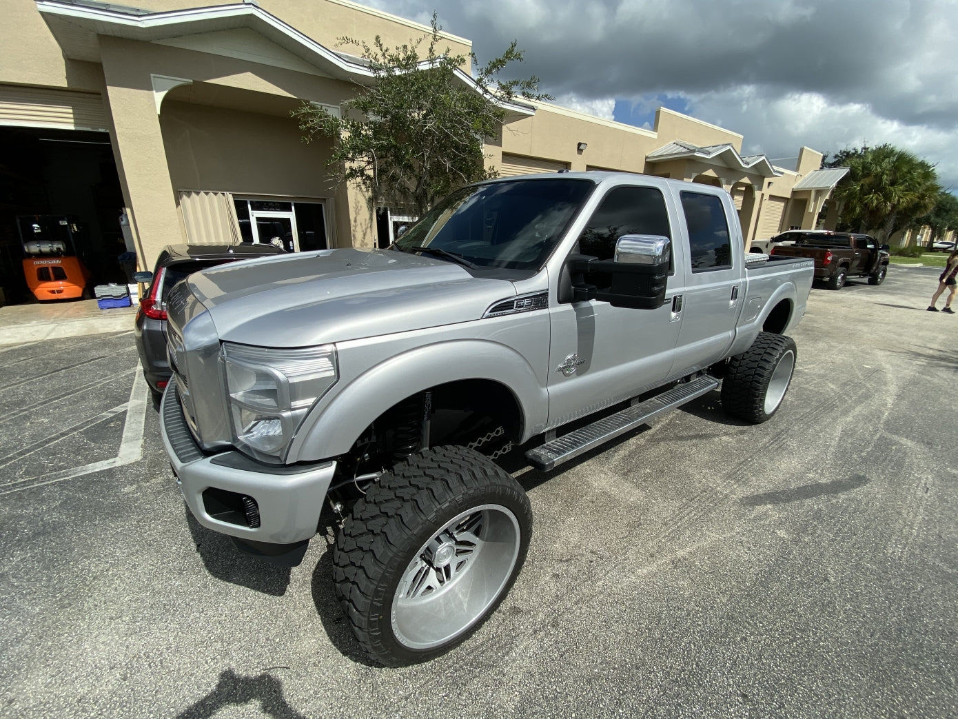 Wicked Trucks - 2011-2016 FORD F-250/F-350 10" SUSPENSION LIFT - Legends Auto Parts