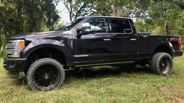 Wicked Trucks - 2017+ Ford F-250 & F-350 3.5" Premium Leveling System - Legends Auto Parts