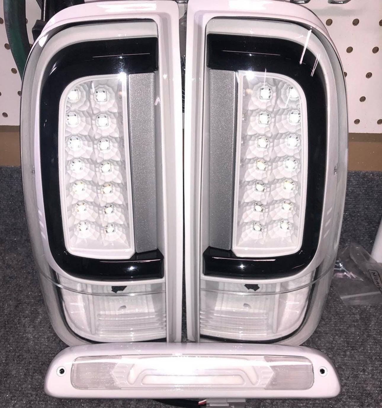 2008-2016 Ford SuperDuty RECON Clear Lens (Paintable) OLED Tail Lights OLED