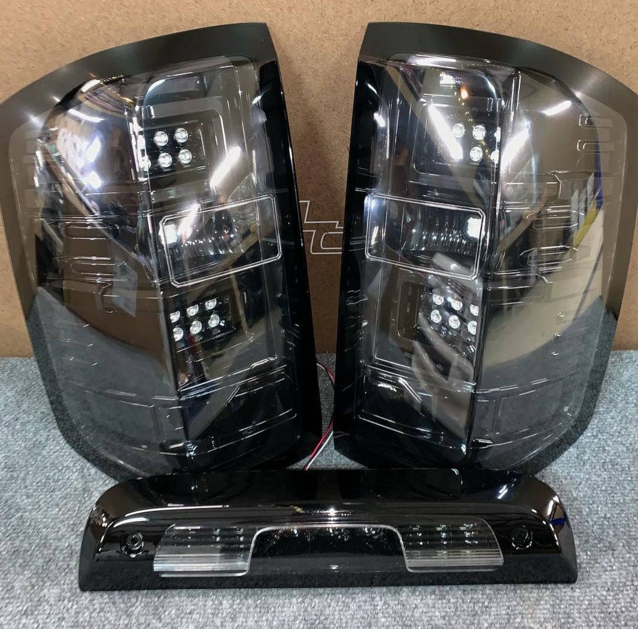 2014-2018 Chevrolet Silverado RECON Clear Lens (Paintable) OLED Tail Lights (Replaces OEM Halogen ONLY)