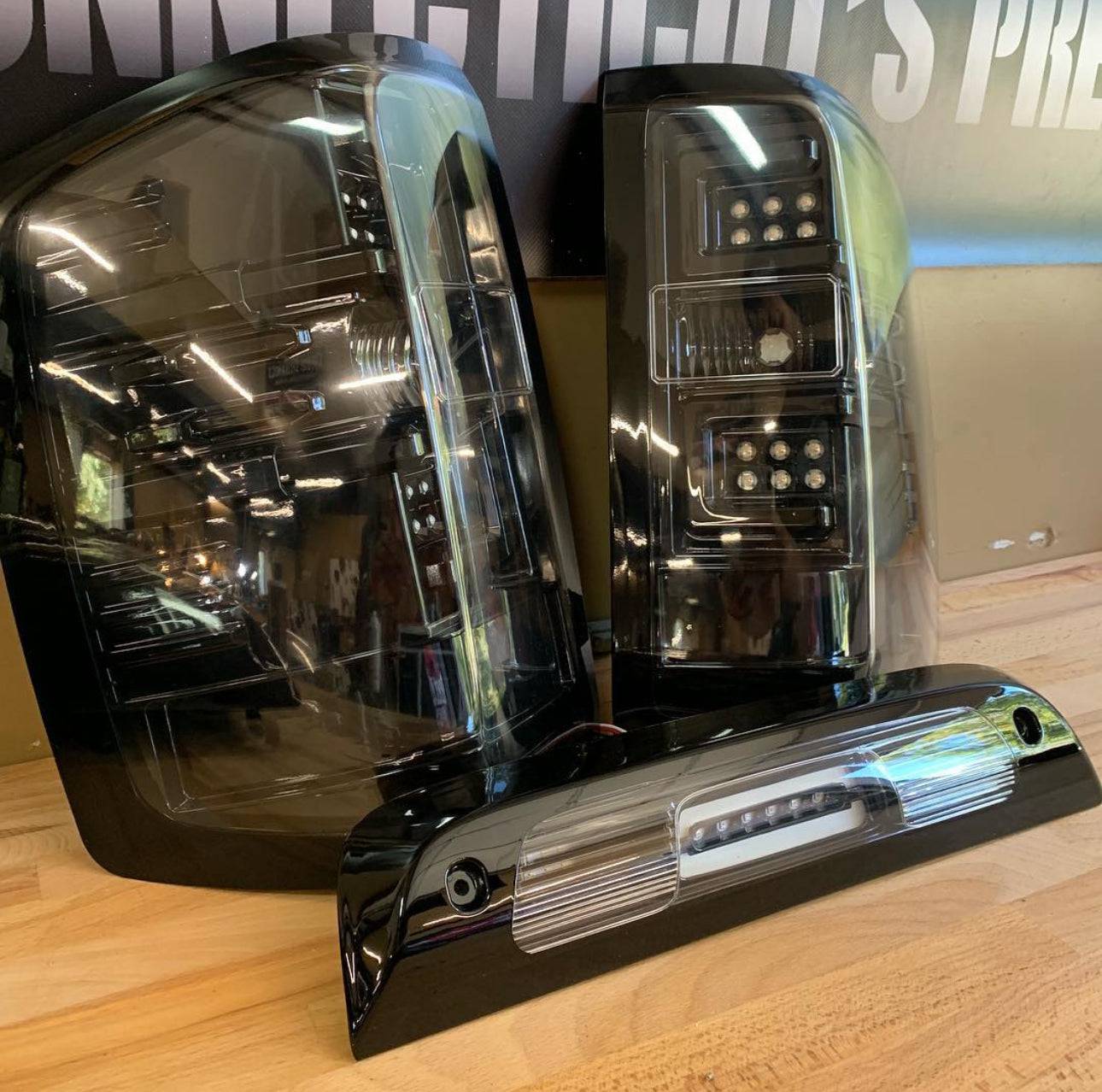 2014-2018 Chevrolet Silverado RECON Clear Lens (Paintable) OLED Tail Lights (Replaces OEM Halogen ONLY)